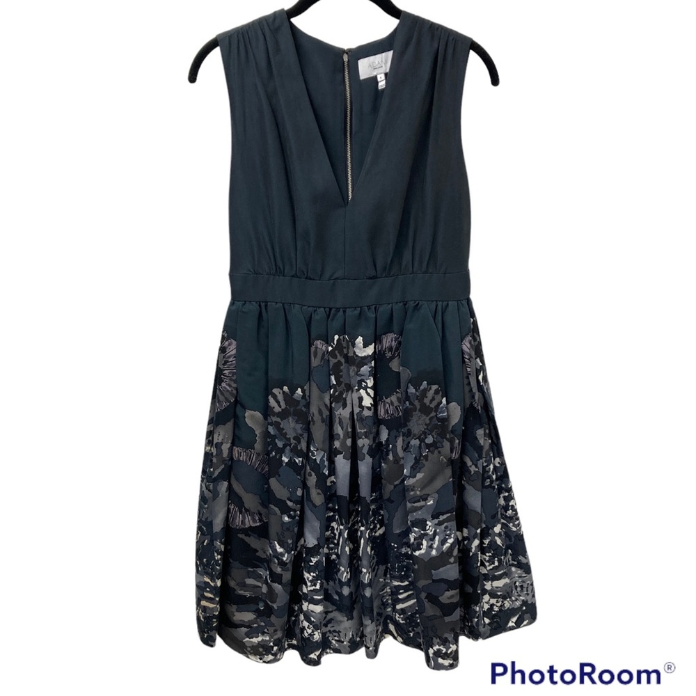 Adam Lippes Sleeveless V Neck Fit And Flare Dress Size 4
